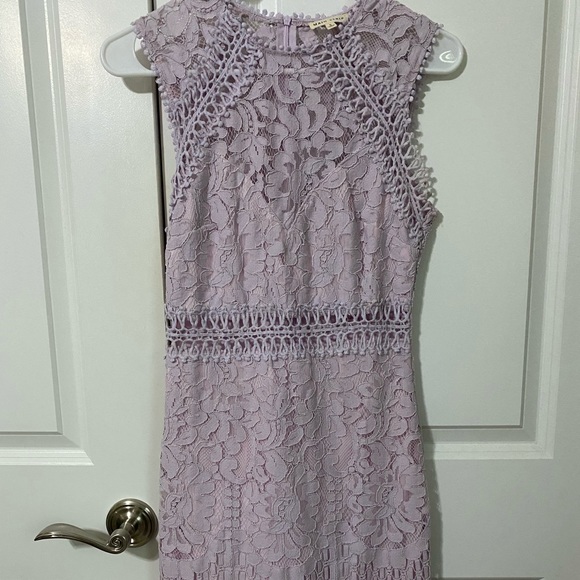 Dresses - Picture 3 of 6